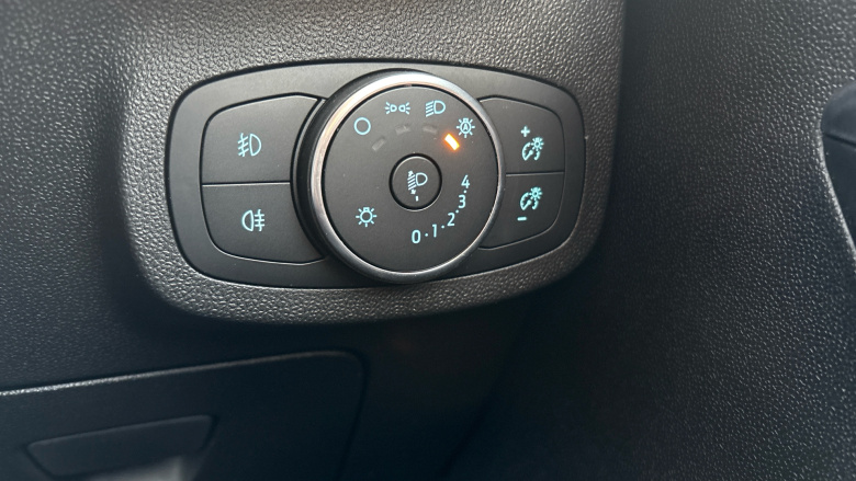 Ford Fiesta 1.1 Zetec 5dr Petrol Hatchback